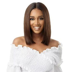 Outre Everywear 20 wig - DRFF2 GINGER BROWN (NWT)